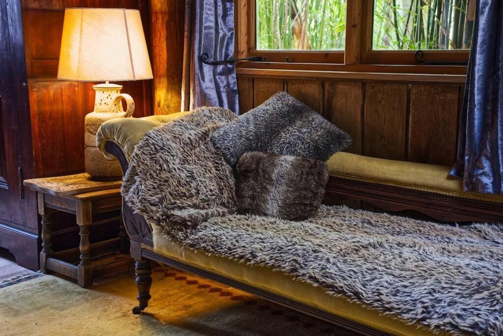Jungle Cabin Martin Mill Екстериор снимка