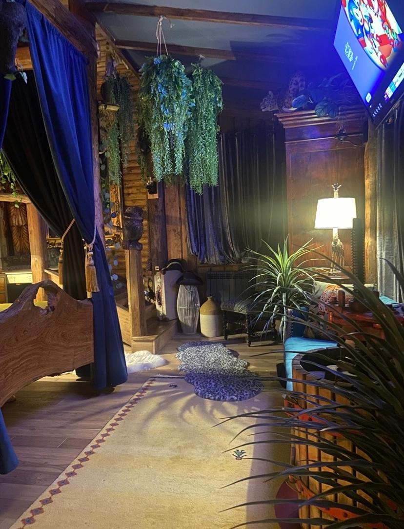 Jungle Cabin Martin Mill Екстериор снимка